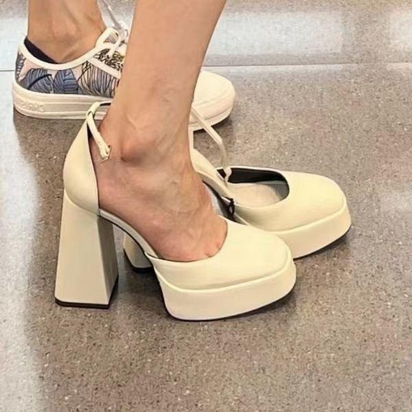 Product Introduction of Giày Giày Cao gót Nữ, Dép Barbie Gót Chunky Gót Nêm, Khóa Mũi, Bao Gồm Hộp, Hàng Mới Về 19
