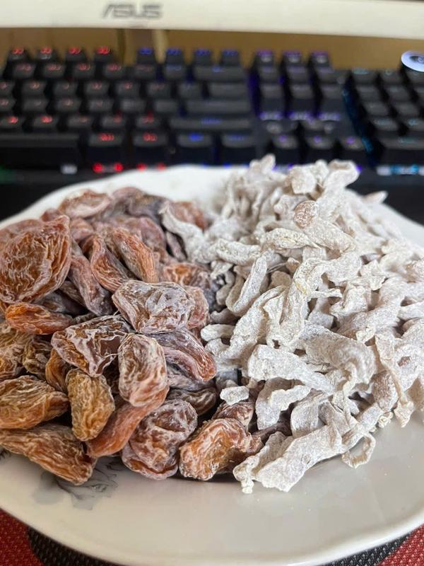 Hũ 300g Ô Mai MIX Xí Muội Đào Không Hạt and Xí Muội Dây