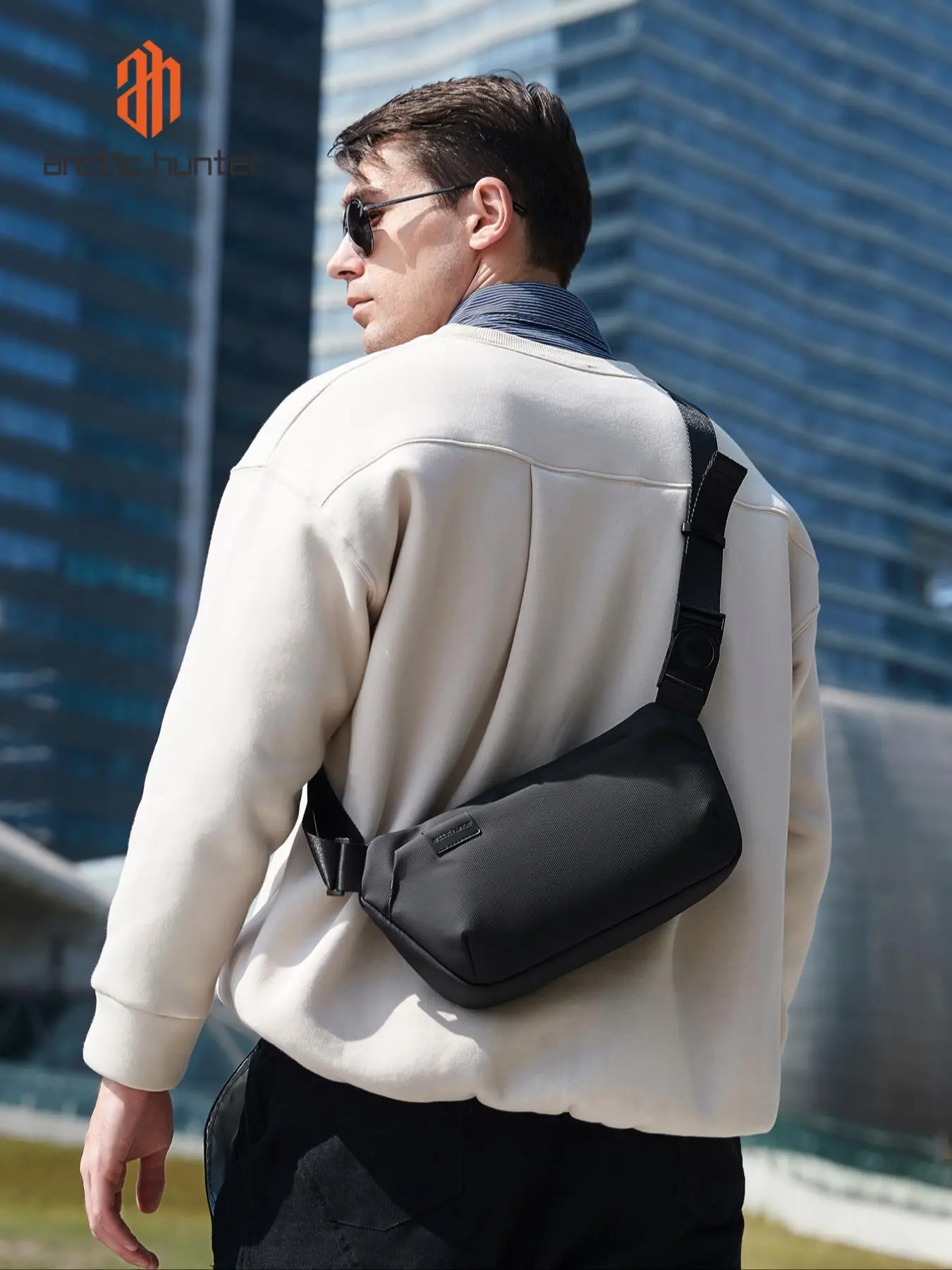 Men's Casual Solid Color Zipper Chest Bag, Lightweight Waterproof Sling Bag, Trendy All-match Chest Bag for Daily Use
