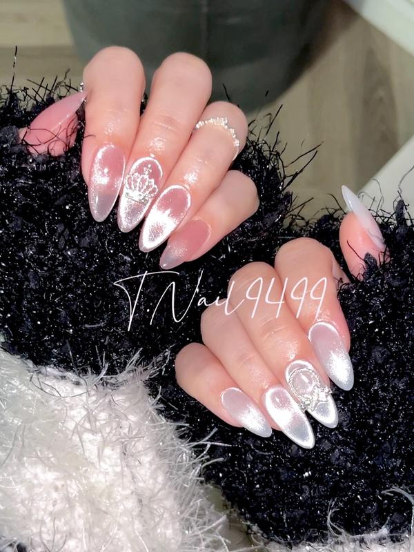 T29 BỘ 10 NAILBOX MẮT MÈO FORM TRÒN NHỌN Không chứa cồn Không mùi Độ bóng cao Bền Chống nước