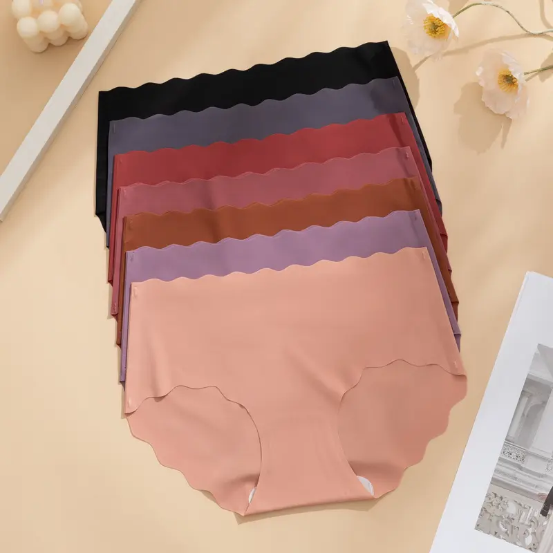 Women's Ice Silk Cloud Underwear, Multi-Color Seamless Thin Breathable, Purified Cotton Crotch, Large Size Ladies' Panties