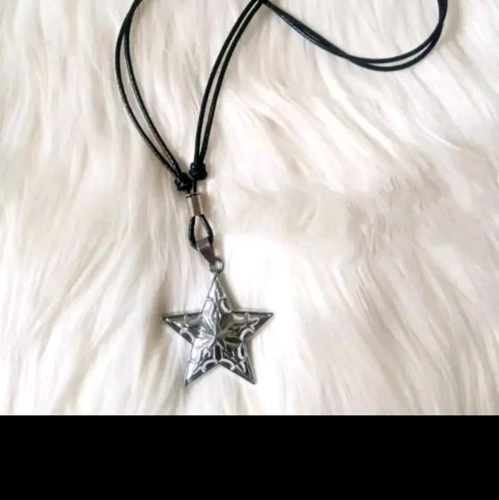 Kalung tali hitam pria dan wanita terbaru 3