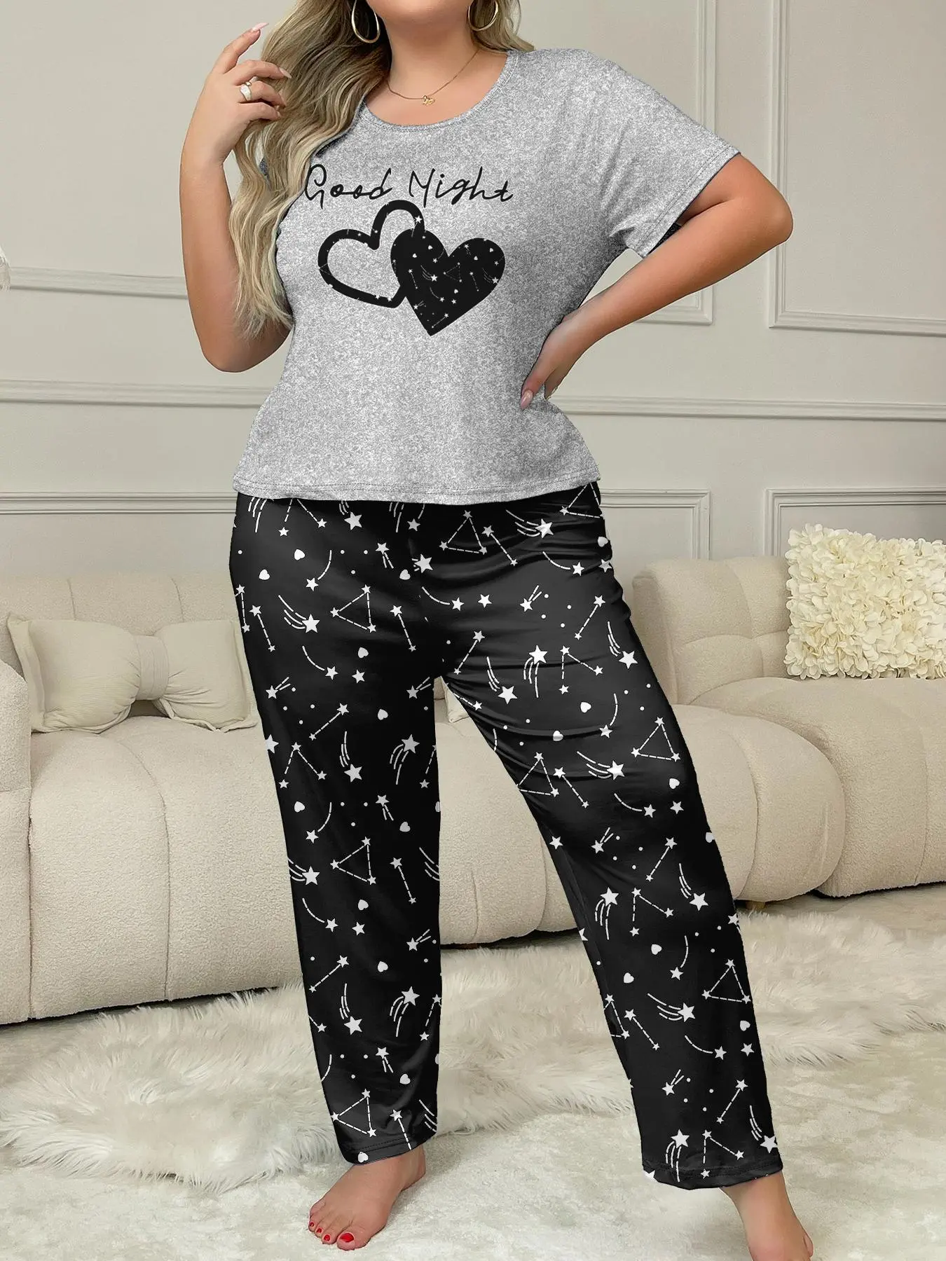 【Plus Size】 Heart & Letter Print Tee & Pants Loungewear Two-Piece Set, Casual Comfy Round Neck Short Sleeve T-Shirt & Trousers PJ Set, Women's Sleepwear for Fall & Winter