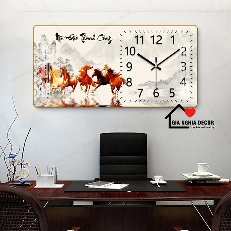 Đồng Hồ Tranh MÃ ĐÁO THÀNH CÔNG Mẫu Tranh Ngang Chất Liệu Gỗ , Phủ Tráng Gương,  in UV 3D Cao Cấp Xem Giờ Trang Trí Phòng Khách Decor Trang Trí Nhà