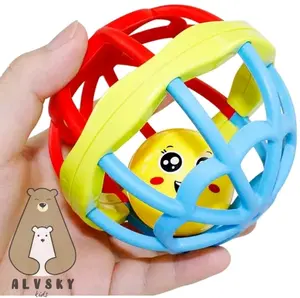MAINAN BAYI BOLA KERINCINGAN BAHAN KARET LEMBUT TEETHER RATTLE BAYI Toys mainan  bayi