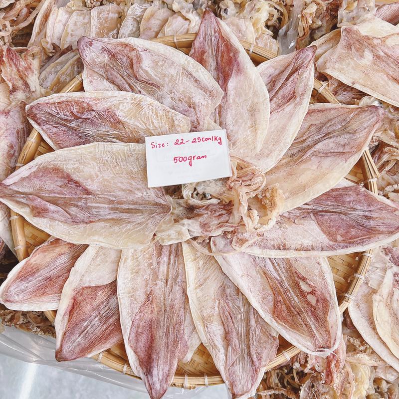 Khô mực Cà Mau size 22-25c/kg. Mực lớn nướng ăn ngọt