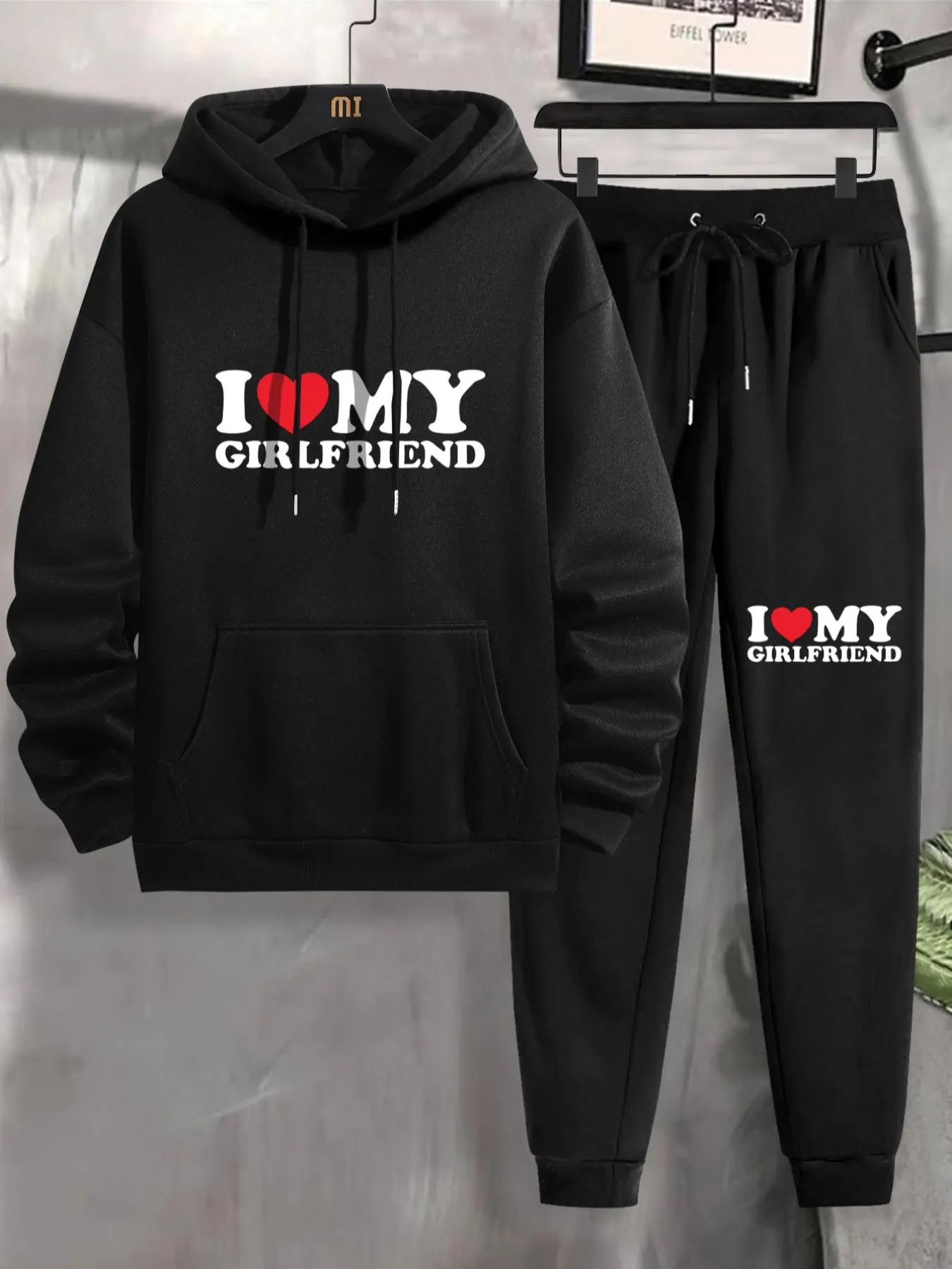 2/4 Counts Men's "I Love My GF" Print Drawstring Two-Piece Set, Regular Fit Long Sleeve Sweatshirt & Pocket Jogger Pants, Men Two-piece Outfits For Daily Wear Valentine's Day, gift