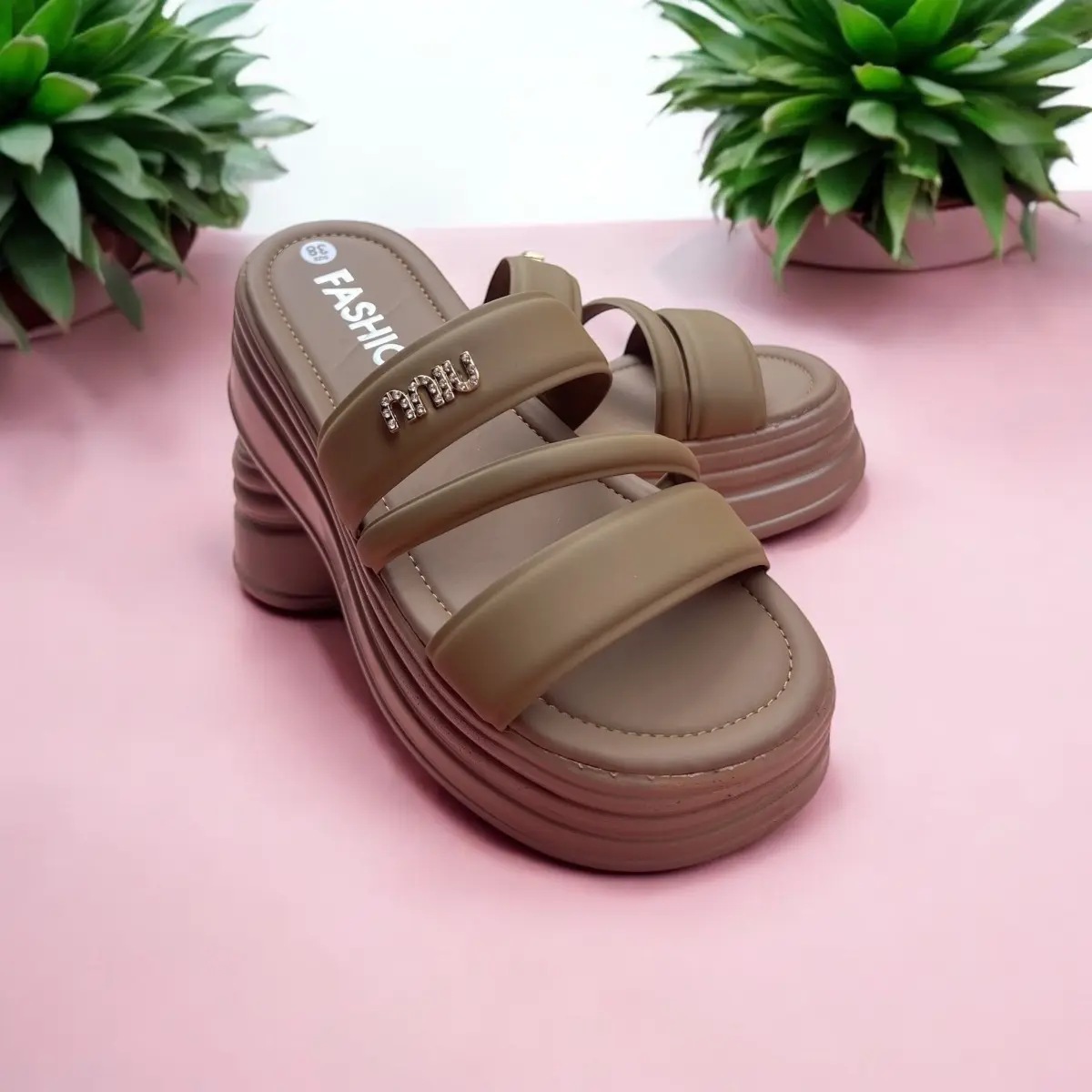 Dép nữ đế xuồng cao 6cm, 3 quai chéo da mềm - Slipper - DéP