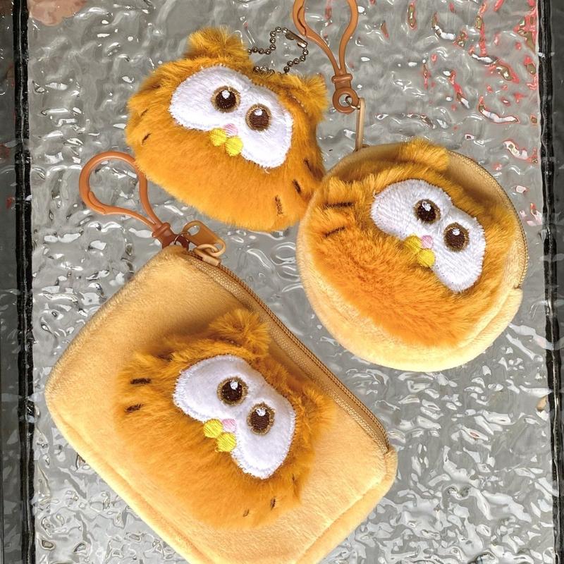 Product Introduction of Cartoon Plush Garfield Coin Purse Key Case Soft and Adorable Cute Card Holder Sweet Girl Earphone Bag Doll Pendant 10