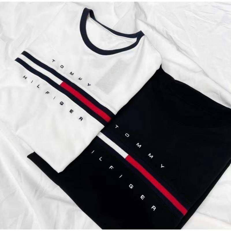 Áo TM Basic 2 Màu Đen Trắng Full Size Nam Nữ Hottrend 0