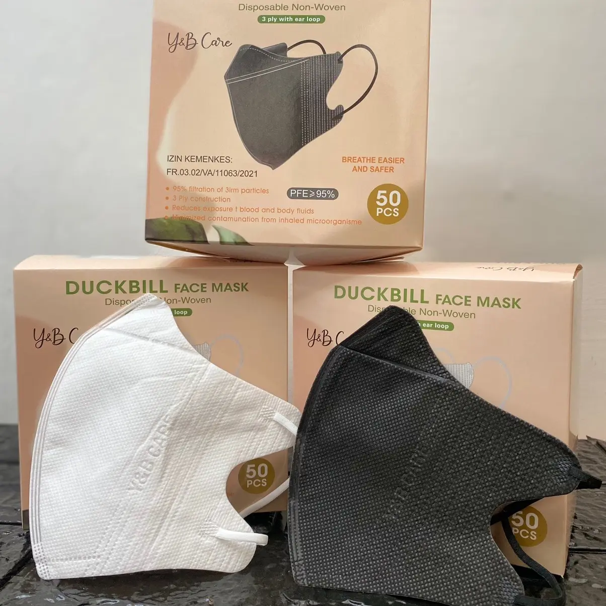 Masker Duckbill YnB Hitam / Putih Isi 50Pcs