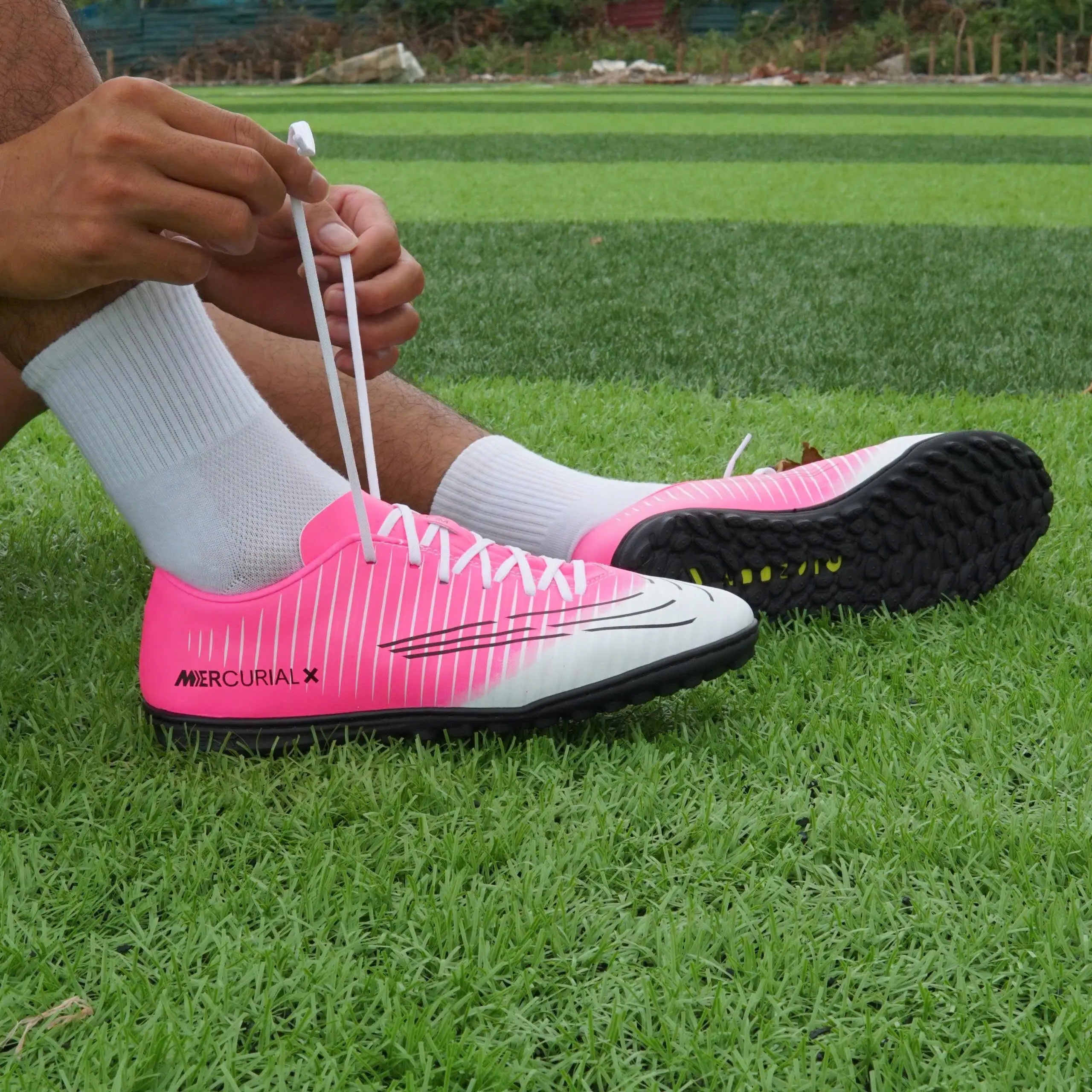 Giày Bóng Đá Vic 6 VN Đế Đệm Airzoom, Giảm Chấn, Kỹ Thuật Khâu Full Đế (Tặng Kèm Tất) - Sport, Sneaker