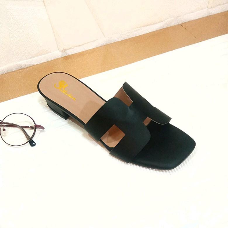 TERBARU/SANDAL WANITA KOKOP ANDIN HIELS 3 CM SN 023/READY 36.42 Flat Hitam Slip Resistant Brown 5