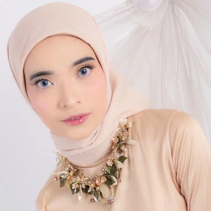 ADHA NECKLACE & EARRINGS /Handmade Beads Necklace and Earrings / Kalung Anting Manik Mute Cantik / Kalung Hijab Friendly / Kalung handmade / Kalung Kristal Ceko / Daily & Special Events Necklace 0