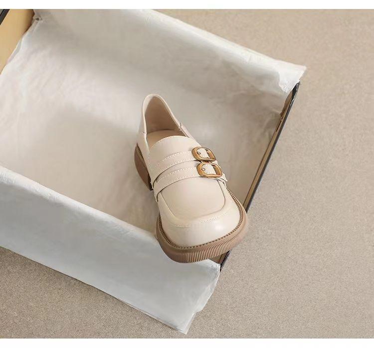 Product Introduction of Yue Chen Loafers Women's 2024 New Spring and Autumn British Style Black Low Heel Leather Shoe Soft Leather JK Pumps Spring 23