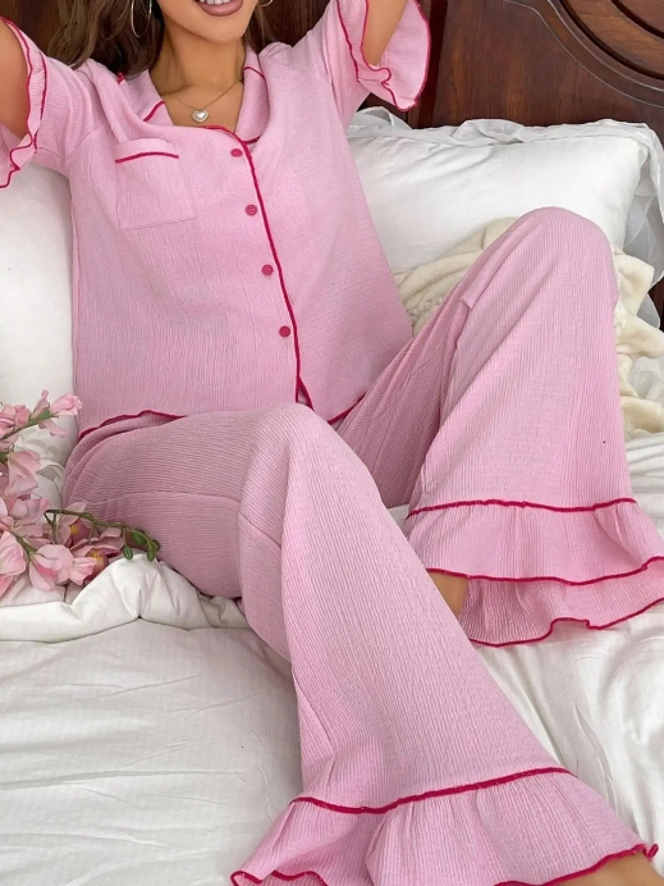 Two-piece Set Women's Contrast Binding Lapel Neck Pajama, Casual Comfy Short Sleeve Top & Wide Leg Pants Matching Pj Set, Ladies Sleepwear for All Seasons Valentine's Day, Gift