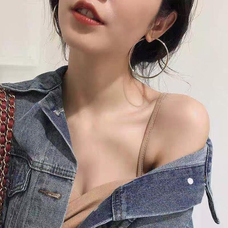 Hoa Tai Vòng Tròn Cỡ Lớn Phong Cách Châu Âu Và Mỹ Vòng Tay Đơn Giản Thanh Lịch, Kim Bạc S925, Ins Phong Cách Ngầu, Hoa Tai Dễ Phối Đồ, Hoa Tai Phong Cách Hồng Kông, Thích Hợp Cho Năm 2024 6