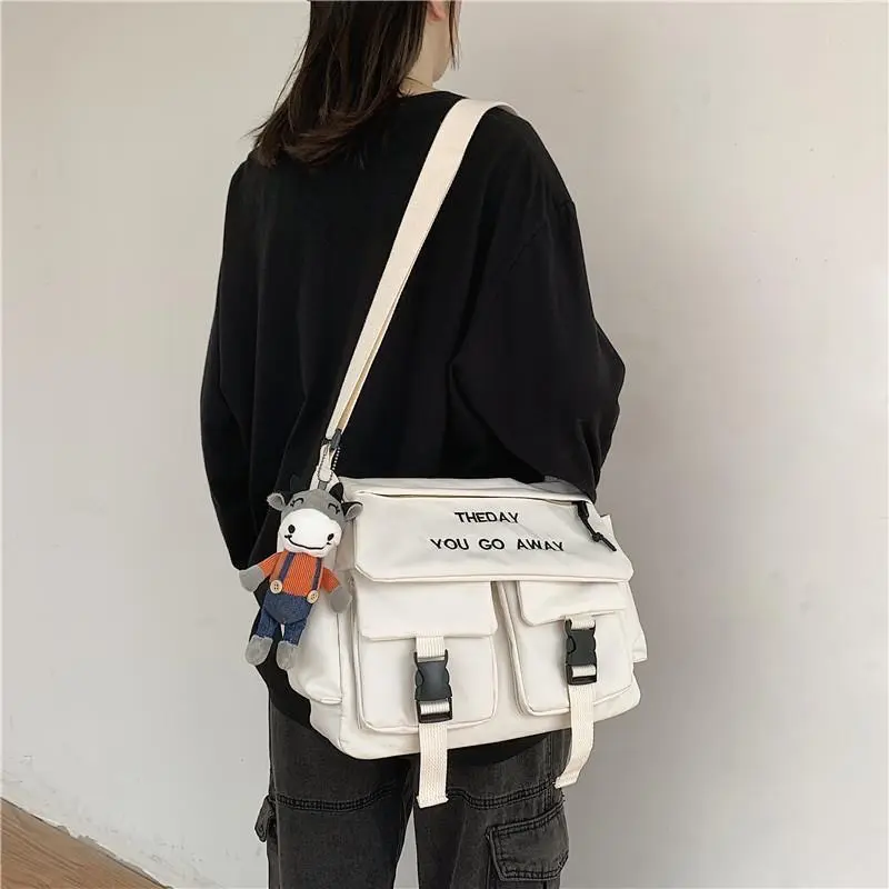 Túi đeo chéo, đeo vai nam nữ chất pvc đựng vừa tập A4 - TC01 1