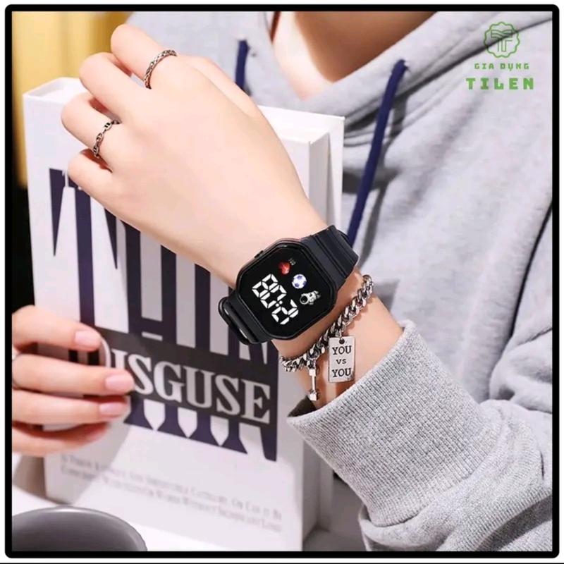 Đồng Hồ Điện Tử Đeo Tay Nam Nữ Unisex Led Kiểu Dáng Phi Hành Gia Thể Thao Cá Tính DH10