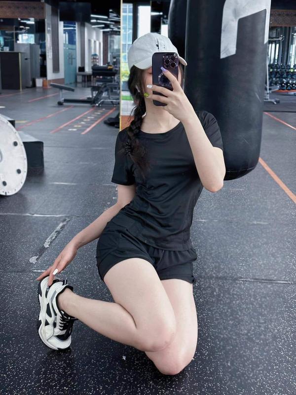 sét bộ thể thao nữ chất vải mịn đẹp dày dặn áo phối lưới thoáng khí quần 2 lớp Sport Chạy Bộ Tập Thể Dục Tập Gym Thun Yoga Thể Dục đề xuất l 55. ️ bộ trắng bộ quần áo thể thao trên gối xxl