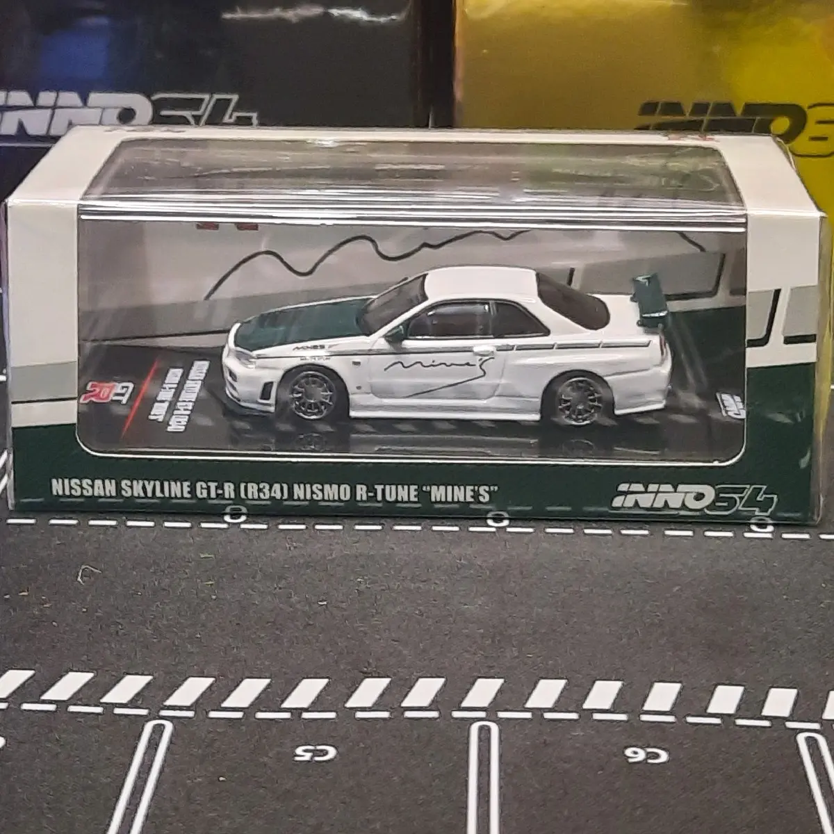 Inno64 Skyline R34 Nismo Mine's