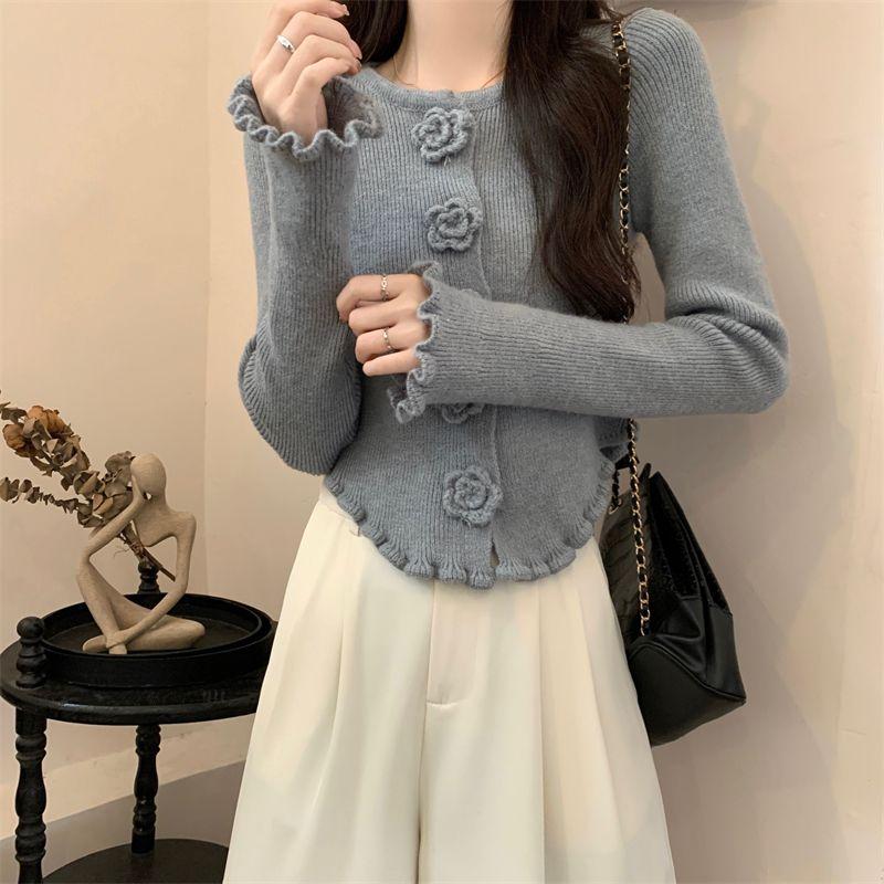 Product Introduction of Áo Len Hoa Hồng Ba Chiều Màu Đỏ, Dành Cho Nữ, Với Áo Khoác Selvedge Dây Áo Cardigan Dệt Kim, Phong Cách Mùa Thu Và Mùa Đông, Phong Cách Giáng Sinh Năm Mới, Ins Năm 2024, Áo Thời Trang Top Women 16