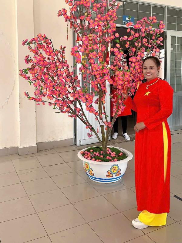 Áo Dài Nữ Lụa Nhật In 3D Cao Cấp Siêu Mềm Mịn - Mã Cờ Đỏ Sao Vàng - Size S/M/L/XL/2XL/3XL/4XL/5XL - Women 3
