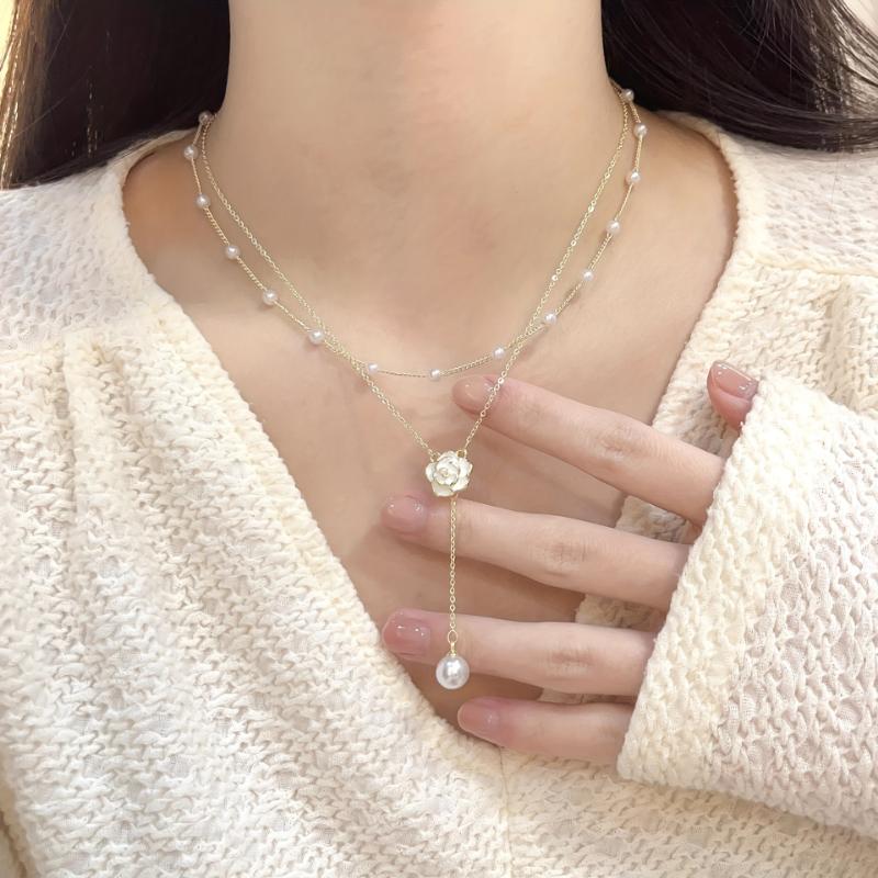 French Retro Elegant Design Camellia Fake Pearl Pendant - Classic Double Layer Necklace for Women'S Clavicle Chain Autumn/ Winter Fashion 1