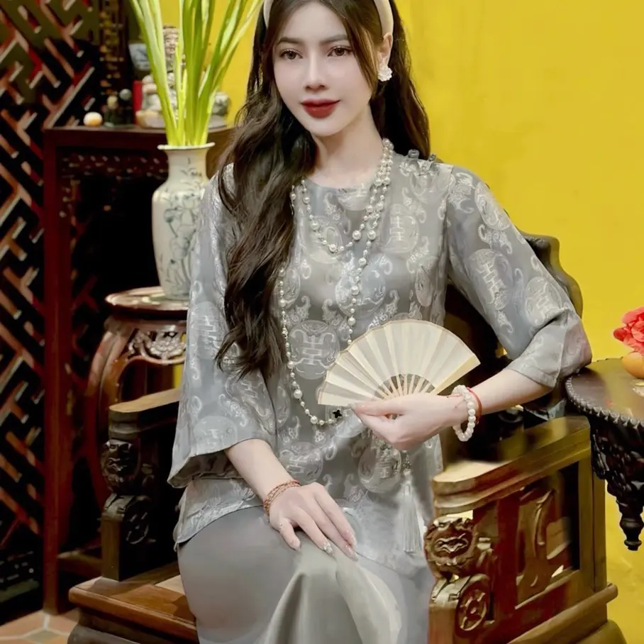 Khánh Ngọc .sp 12.Set pháp phục tơ tằm thọ khuy vai