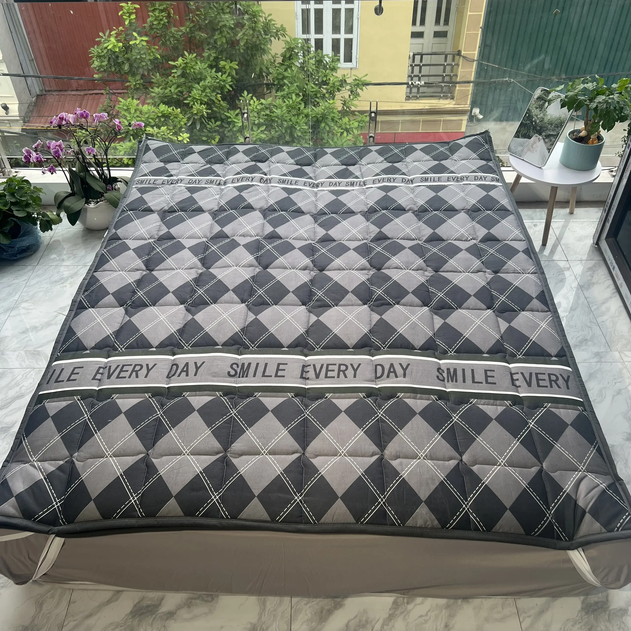 Tấm Trải Đệm Topper Nệm Trải Giường Trải Sàn Siêu Mỏng Cho Cả 4 Mùa Chiếu Trải Đa Năng
