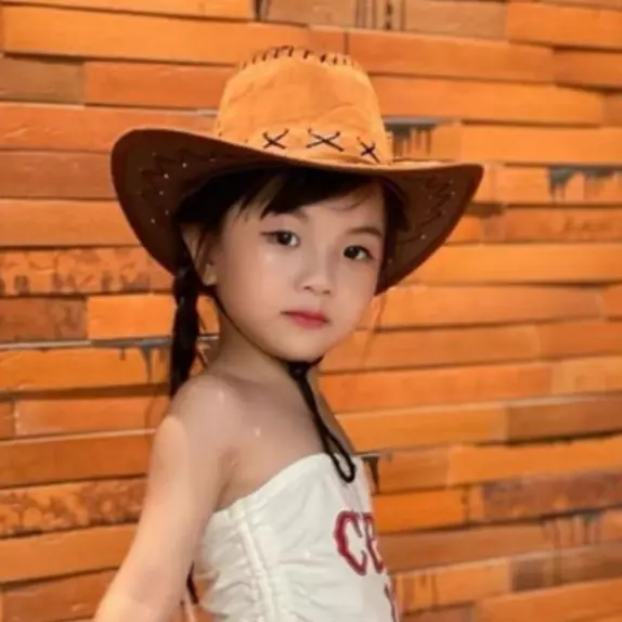 Mũ cao bồi cho trẻ em siêu chất, nón cowboy dành cho bé trai ,bé gái du lịch, đi biển hay biểu diễn văn nghệ 5