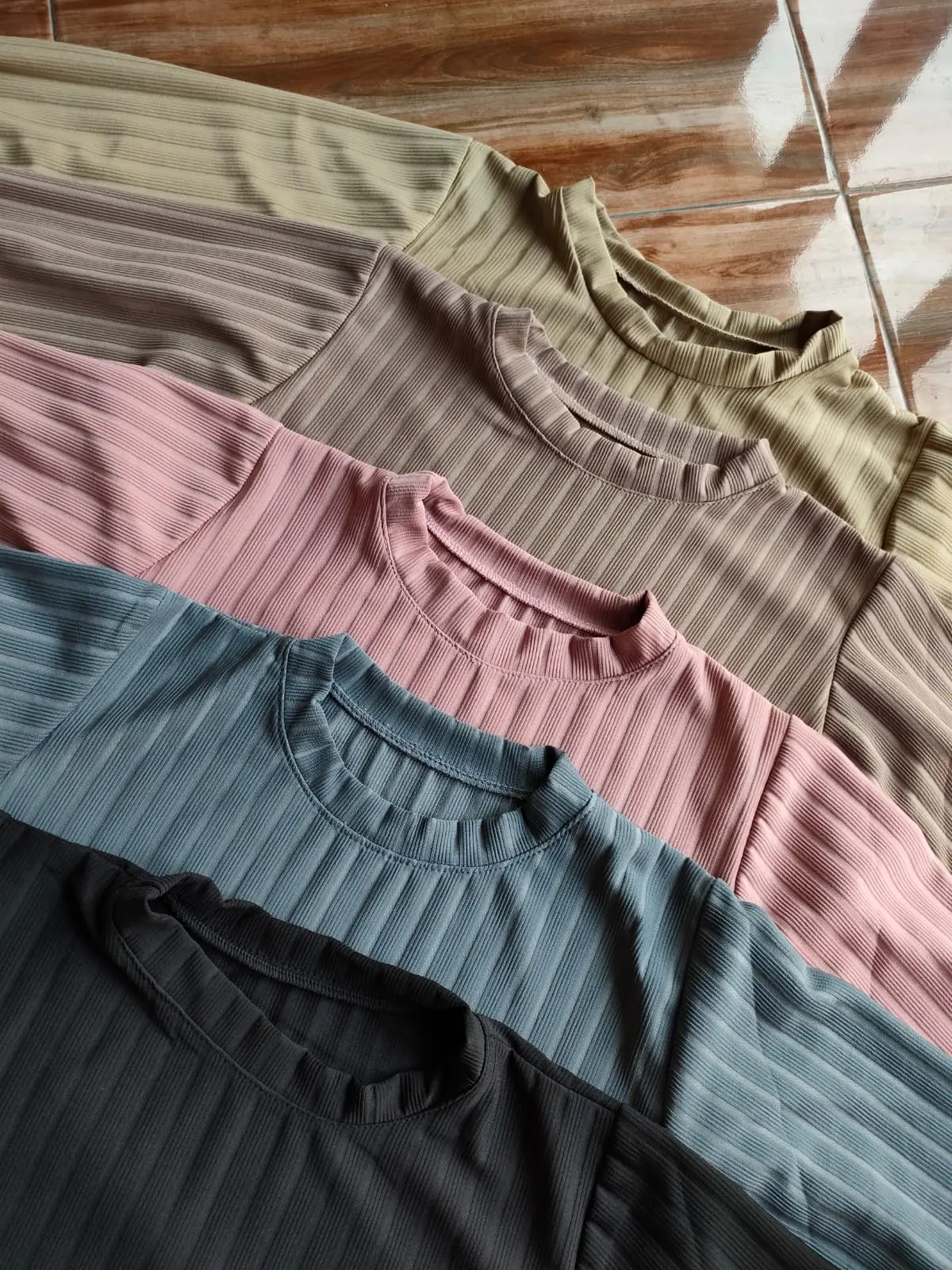 Long Tunik Knit Hornet Jumbo Polos Tebal Muslim Panjang Atasan