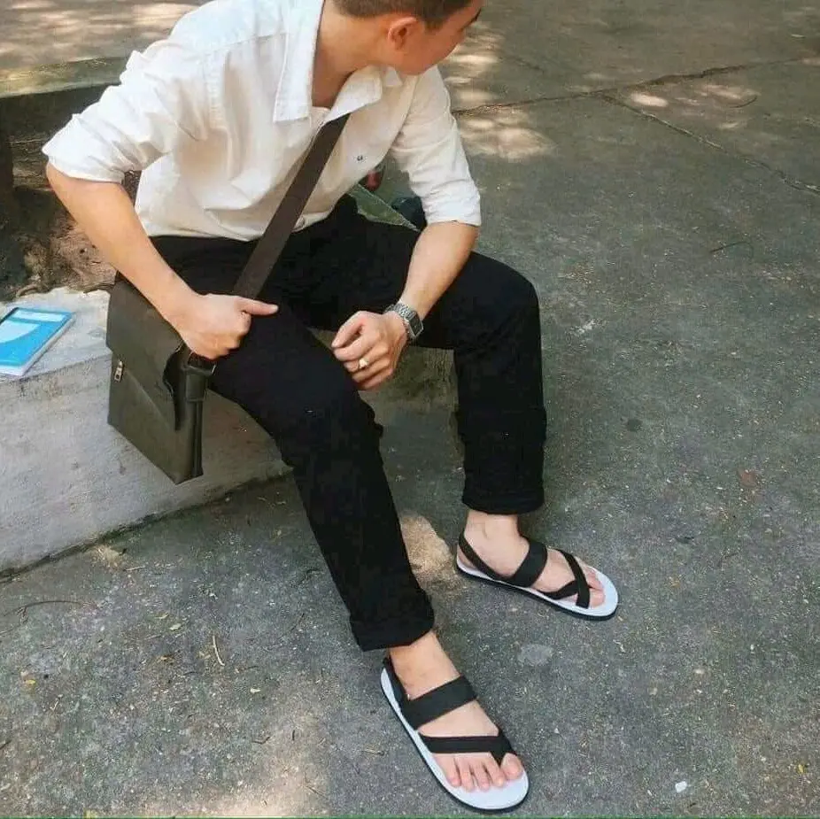 giày sandal cho nam hoặc  nữ quai hậu xỏ ngón DéP Đồng Cao Su Đế Bằng