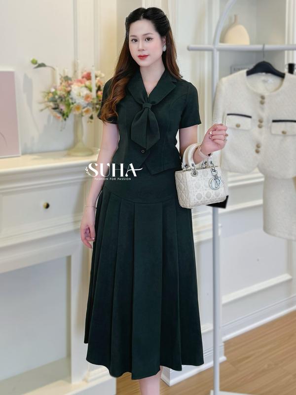Set váy thiết kế thắt cà vạt, chất liệu nhung chéo mềm mại, dáng váy xòe dập ly dài qua gối phù hợp đi chơi, đi đám cưới, đi làm Merry Set S1431  -Thoitrangsuha Women