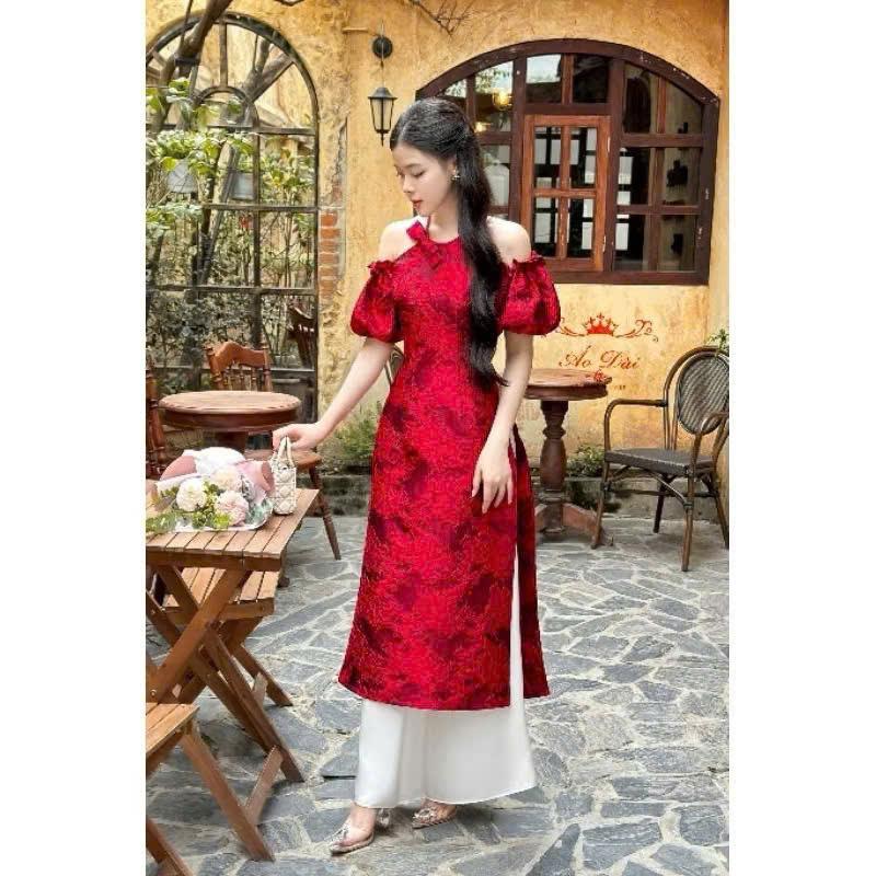SÉT ÁO DÀI GẤM CÁCH TÂN PHỐI QUẦN LỤA SANG TRỌNG DÀNH CHO CÁC NÀNG Nữ Women Kem Dress 1
