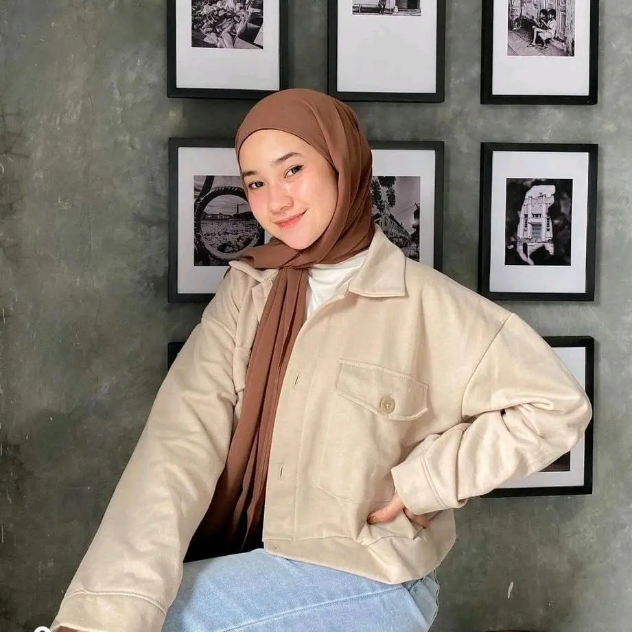 Jaket Wanita Olin Button Style Korea Lembut Nyaman
