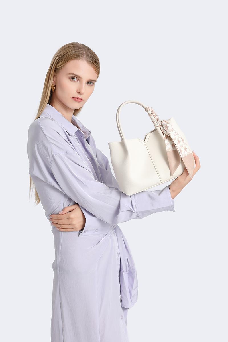 【G&Z】Tas Wanita / Tas Tangan / Tas Fashion 2025 / Casual Sling Bag / Tas Selempang / Shoulder Bag Mewah (GRATIS Syal Pita)