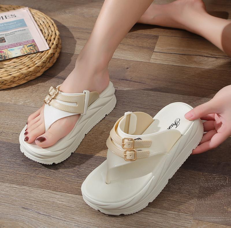 Product Introduction of 【cod】CICI Makapal Women's Herringbone Slippers - Thick Soles, Perfect for Summer Fashion Flip Flops, Beach Shoes, and Sandals - Girl 19
