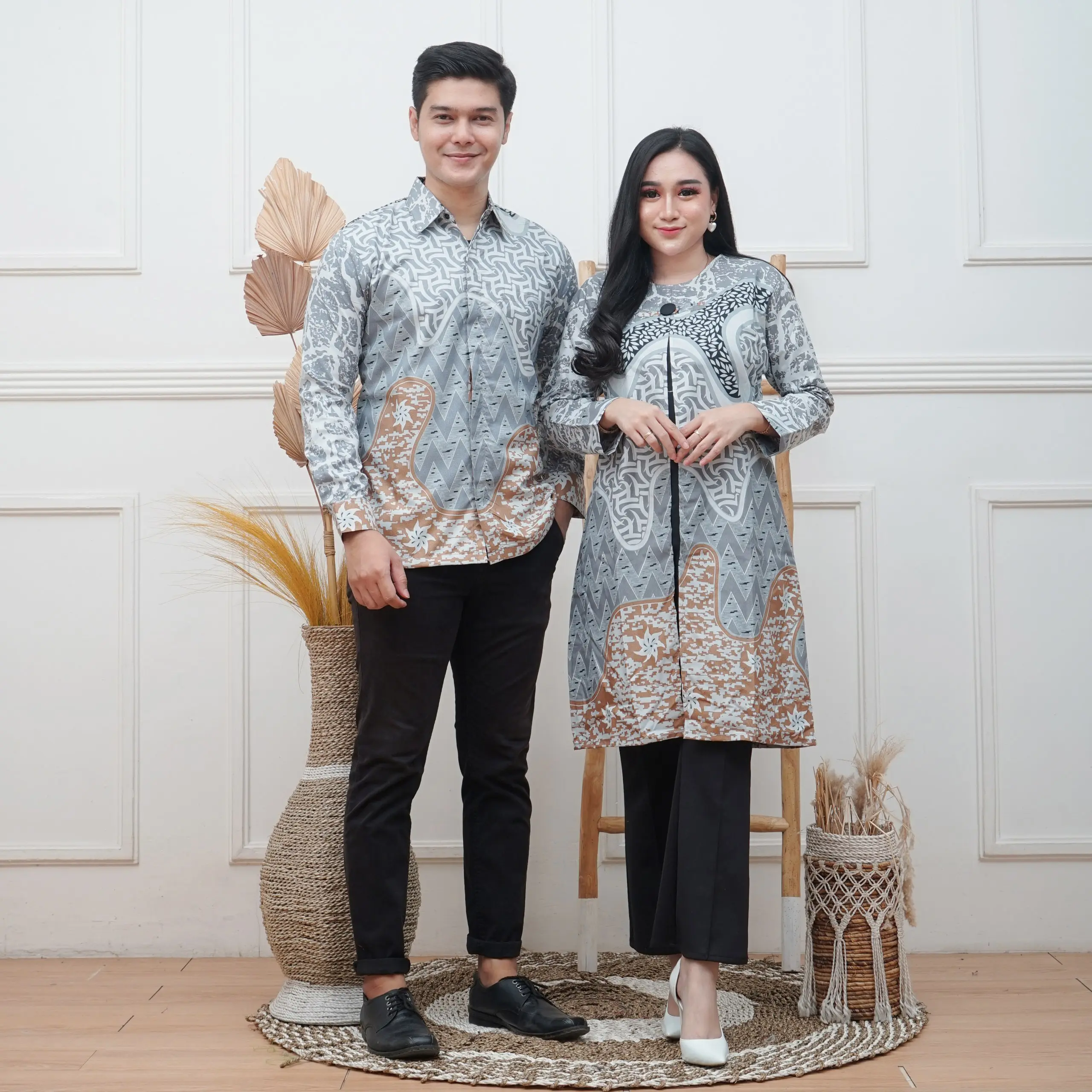 Lakshmi Batik Kemeja Batik Pria Modern Atasan Tunik Wanita Modern Lengan Panjang Motif Yudistira Full Furing M sampai 5L Baju Katun
