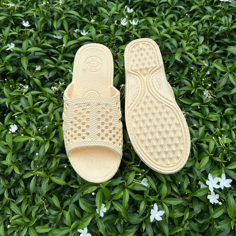 Dép tổ ong huyền thoại siêu nhẹ, dép màu KEM rất được ưu chuộng, dép dùng mang đi chơi, mang trong nhà Slipper DéP 4