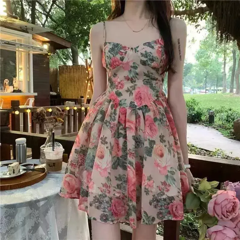 High-waisted slim-fit spaghetti-strap floral print dress, model 2026,  fairy-inspired French style for spring/summer; new short A-line dress for petite  women - TikTok Shop Philippines