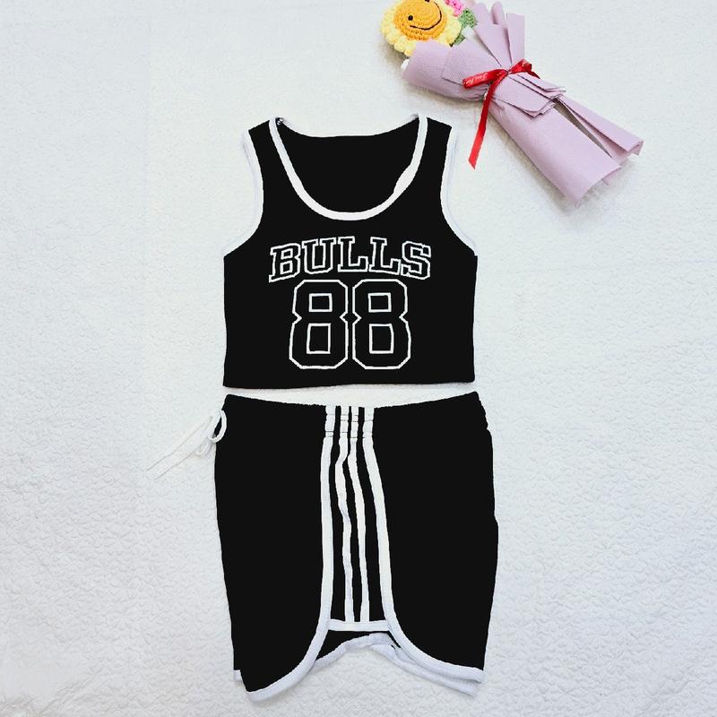 Sét bộ áo ba lỗ croptop dáng ôm in chữ và số 88 cộng quần short viền sọc hai bên dễ thương dành cho phái nữ Women Thun Voi Nhung Kem Sen Lịch Tre 7