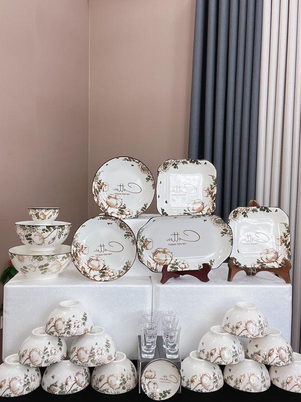 Bộ bát đĩa Gốm sứ bát tràng 21 chi tiết tặng 1 hộp ly họa tiết hoa hồng pháp