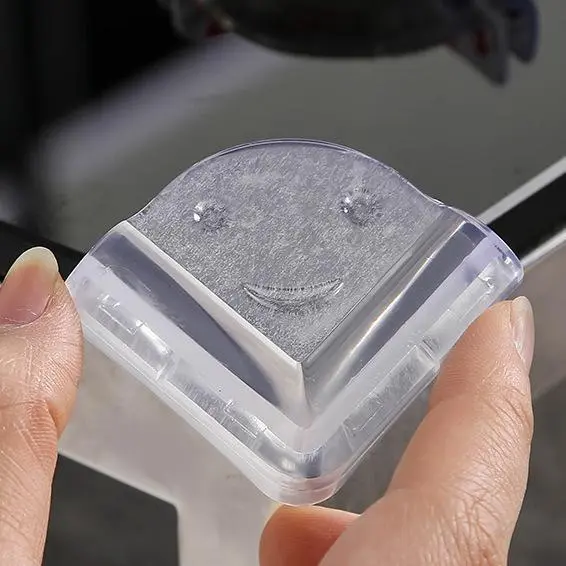[HÀNG CÓ SẴN] Bịt Góc Bàn, Bọc Cạnh Bàn Kính, Cạnh Tủ Vuông Bằng Silicon An Toàn Cho Bé 2