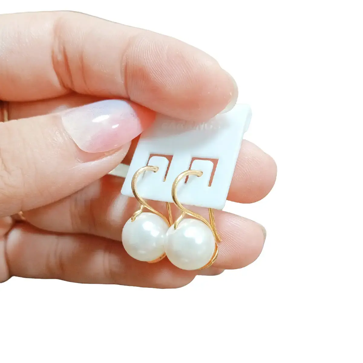 Bông tai móc ngọc trắng women