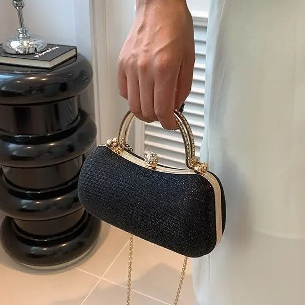 Túi Nữ, Dễ Phối Đồ Thiết Kế Thời Trang Độc Đáo Dây Xích Mỏng Và Lấp Lánh túi Messenger Cầm Tay Phong Cách Ins Mới 2024, Hợp Xu hướng, Thời Trang Bag 2