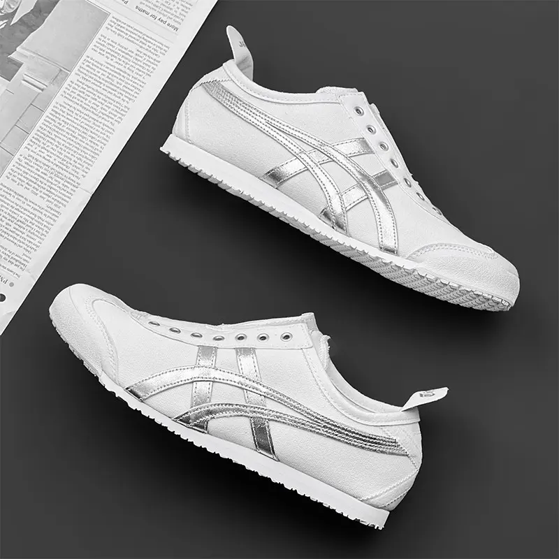 Tiger Shoes MEXICO66 New Fashion Men's Shoes Women's Shoes Couple Shoes Lightweight Non Slip Sports Shoes Comfortable and Breathable Canvas Shoes White/Silver