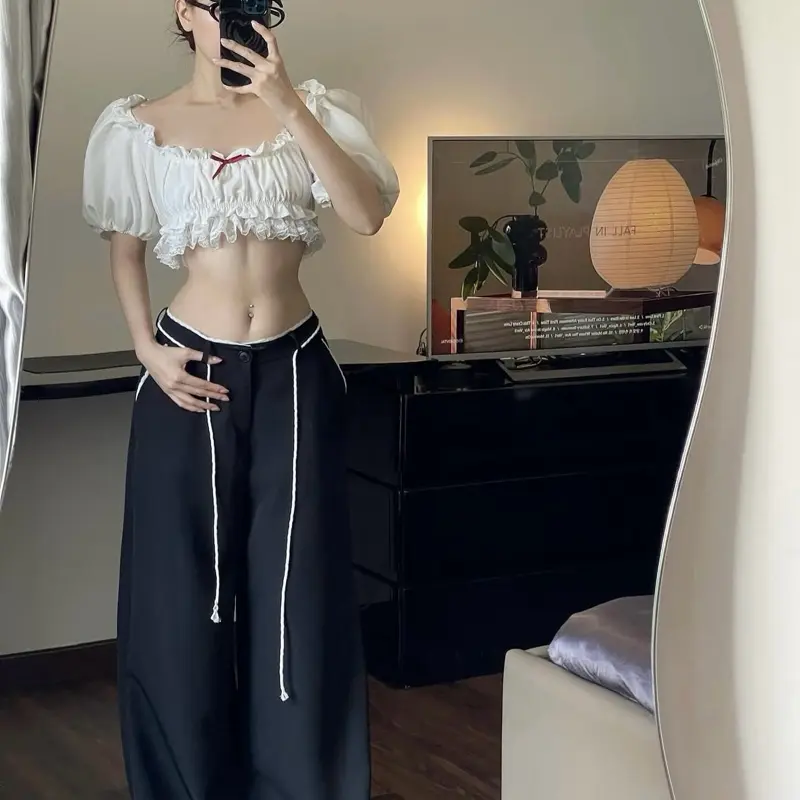 Dilyshop08 Set áo thun thô croptop ren xếp ly cổ vuông -trễ vai đính nơ phối quần ống rộng kèm dây thừng