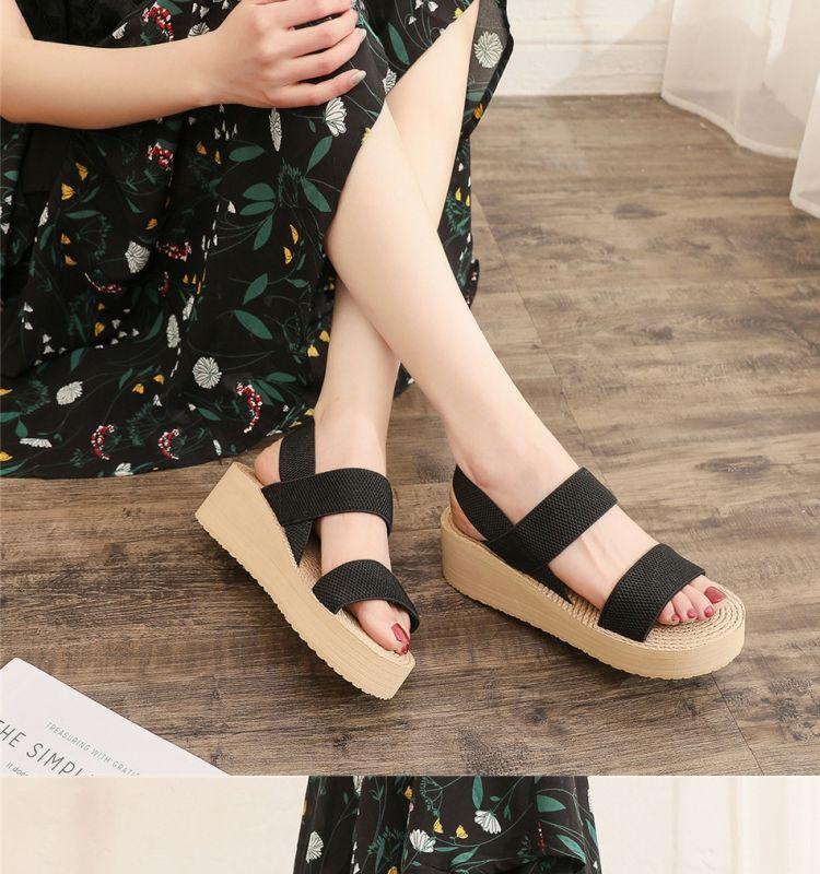 Product Introduction of 2025 Women's Outdoor Sandals Summer New Korean Style Fashionable Cross Strap Fashionable Platform Roman Shoes Sandals 11