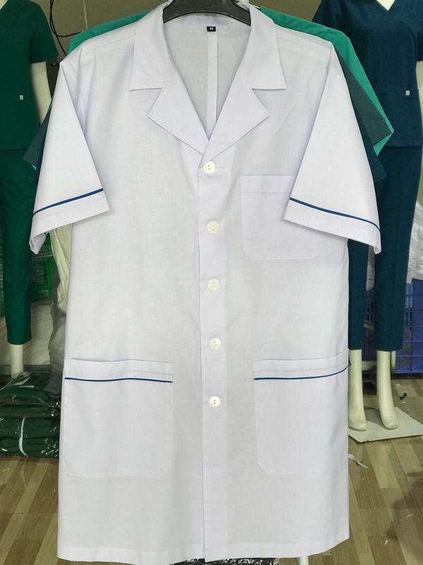 Áo Blouse nam dáng ngắn dành cho điều dưỡng, dược sĩ có viền xanh (không quần) chất liệu thô oxford